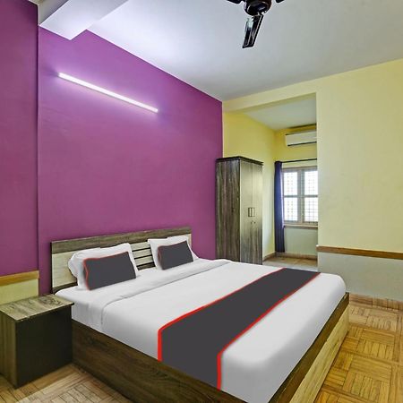Collection O Express Suites Kakkayam Bagian luar foto